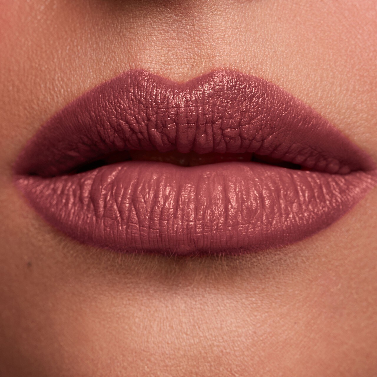 SILKY LIP CRÈME BLUSHING (LABIAL EN CREMA)
